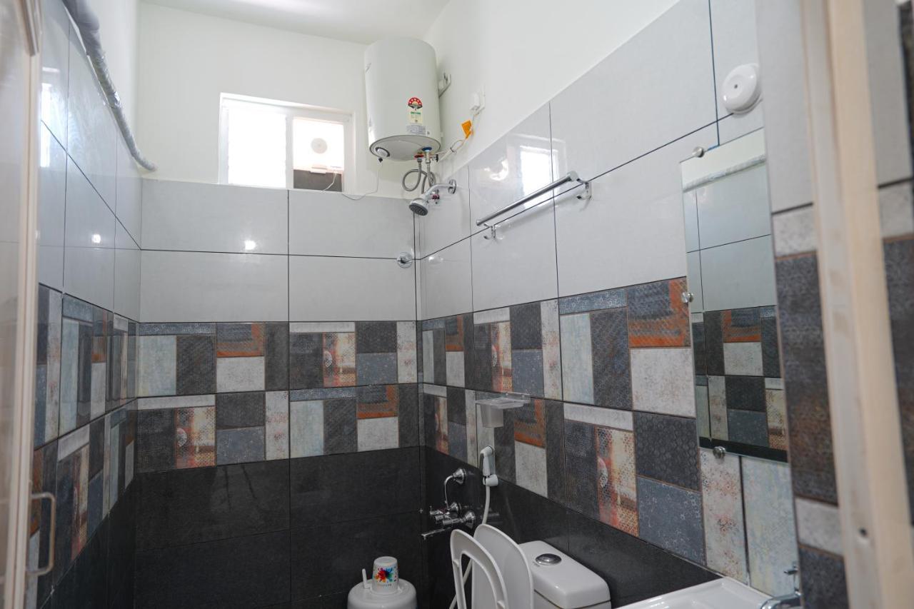 Mahasri Studio Apartments- Brand New Fully Furnished Air Conditioned Studio Apartments Tirupati Exterior foto